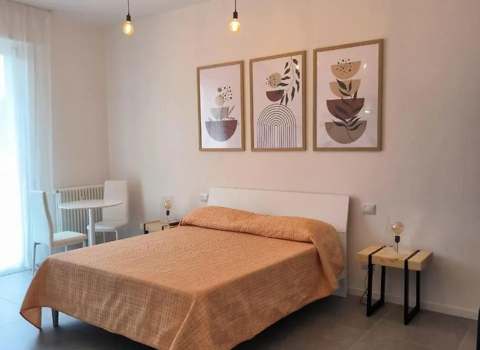 Room 48 Bologna-1